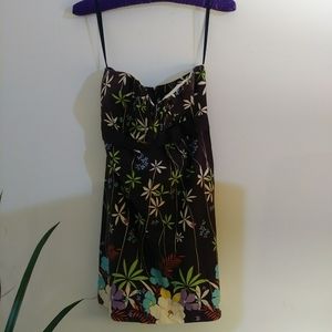 Alyn Paige strapless dress